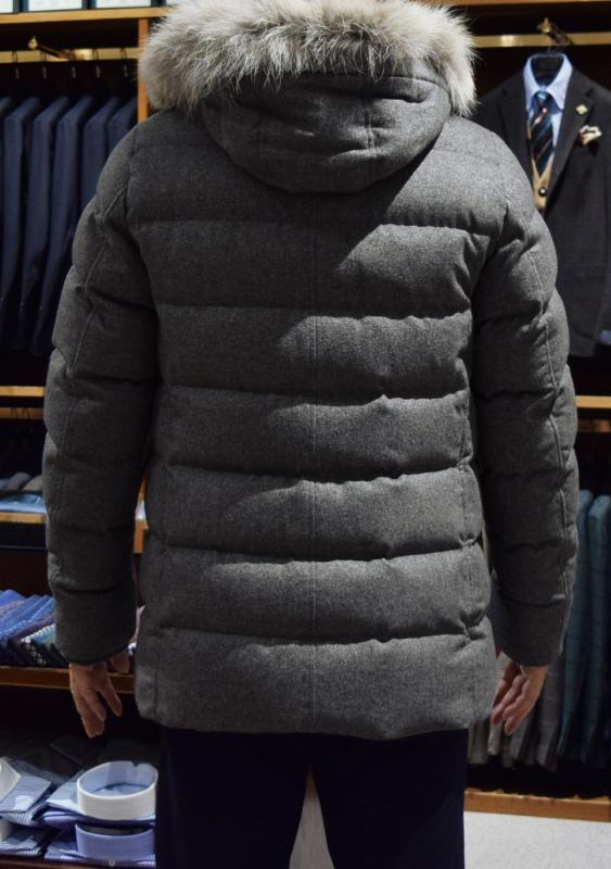 HERNO ヘルノ ダウンコートツ着用写真
