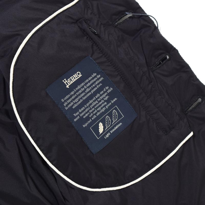 HERNO ヘルノジレ商品写真