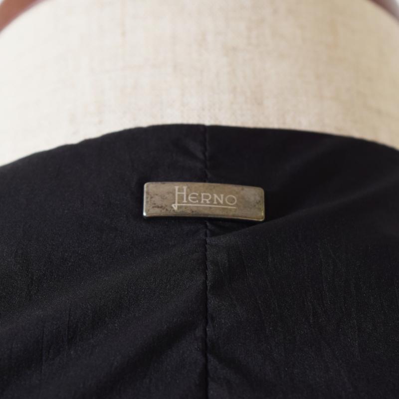 HERNO ヘルノジレ商品写真
