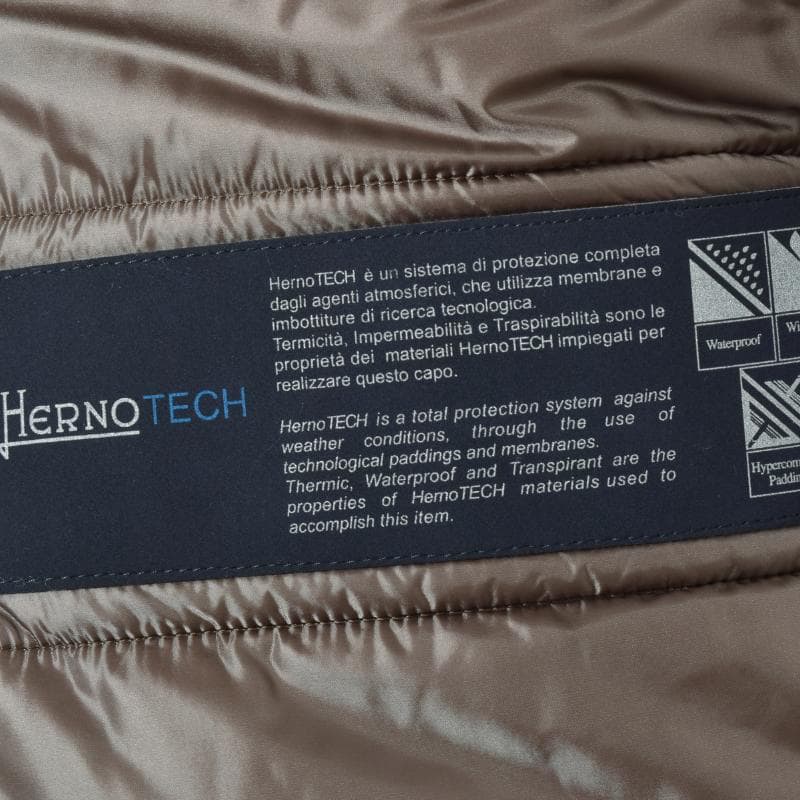 HERNO【ヘルノ】ダウンブルゾン商品写真