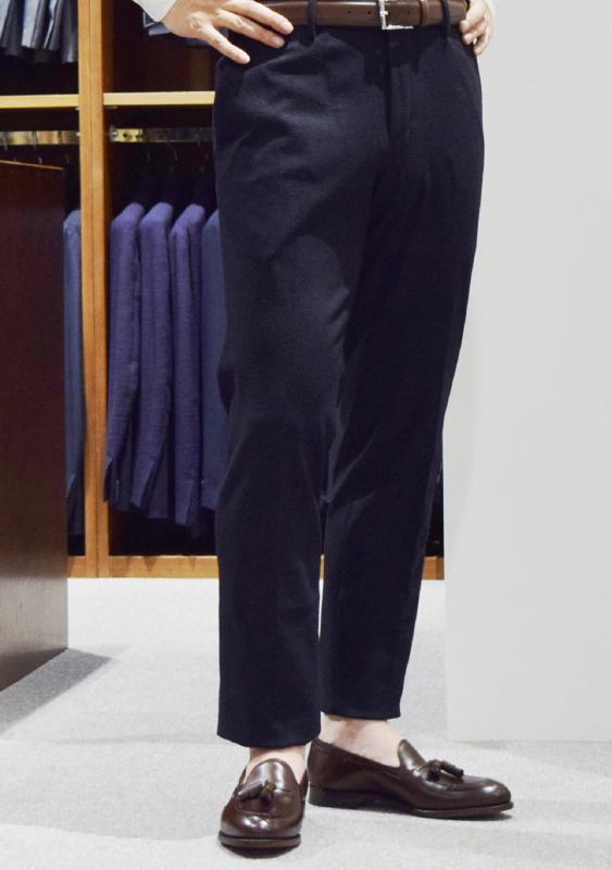 PT01 ピーティーゼロウノ パンツ着用写真<li></li>