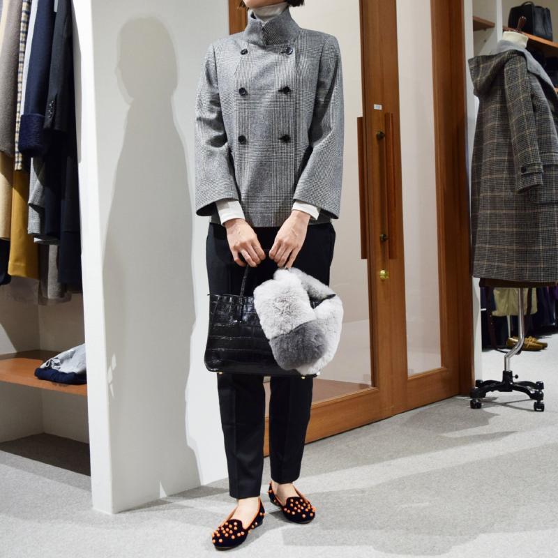 TAGLIATORE タリアトーレ レディース コート着用写真