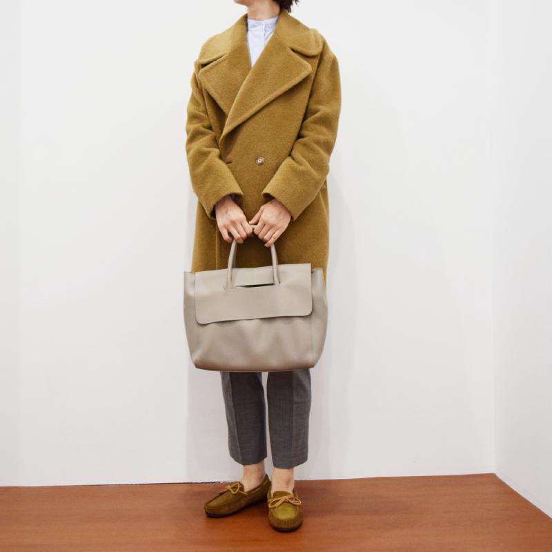 TAGLIATORE タリアトーレ レディース コート着用写真