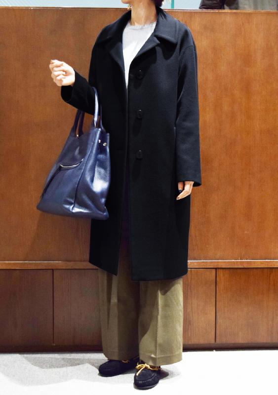 TAGLIATORE タリアトーレ レディース コート着用写真