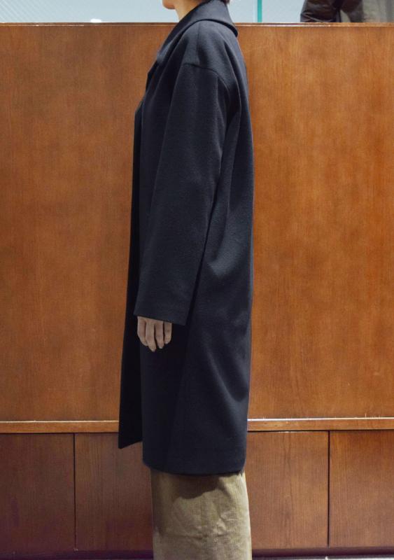 TAGLIATORE タリアトーレ レディース コート着用写真