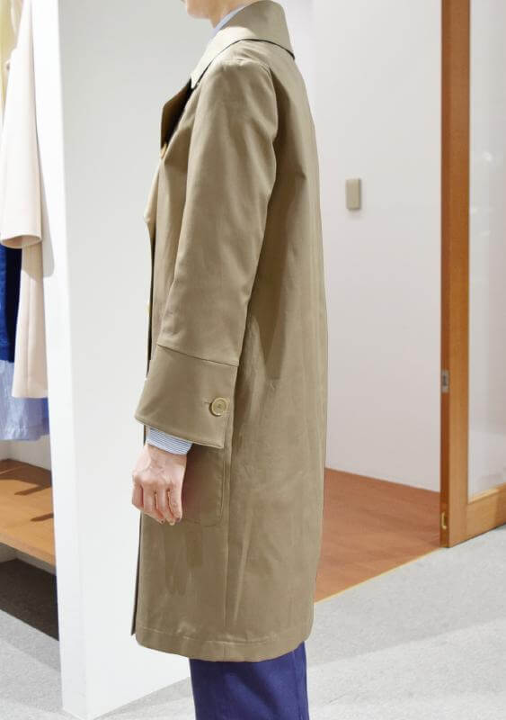 TAGLIATORE タリアトーレ レディース コート着用写真