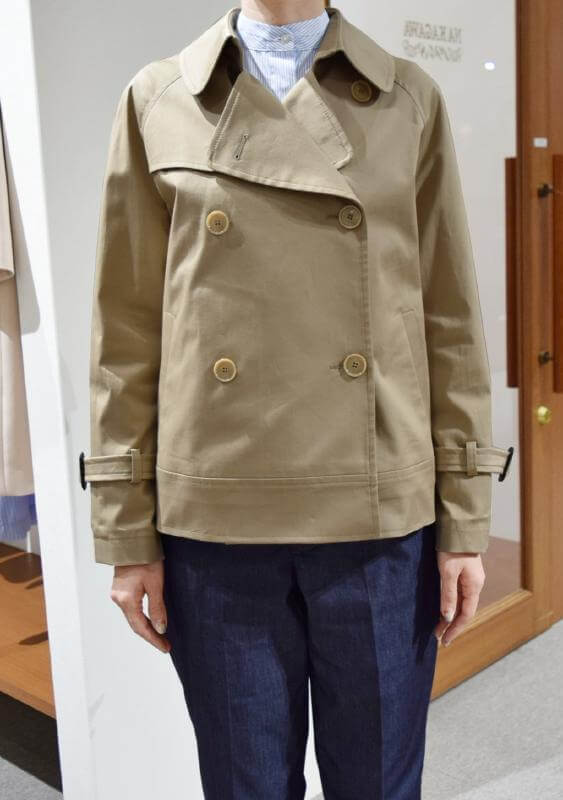 TAGLIATORE タリアトーレ レディース コート着用写真