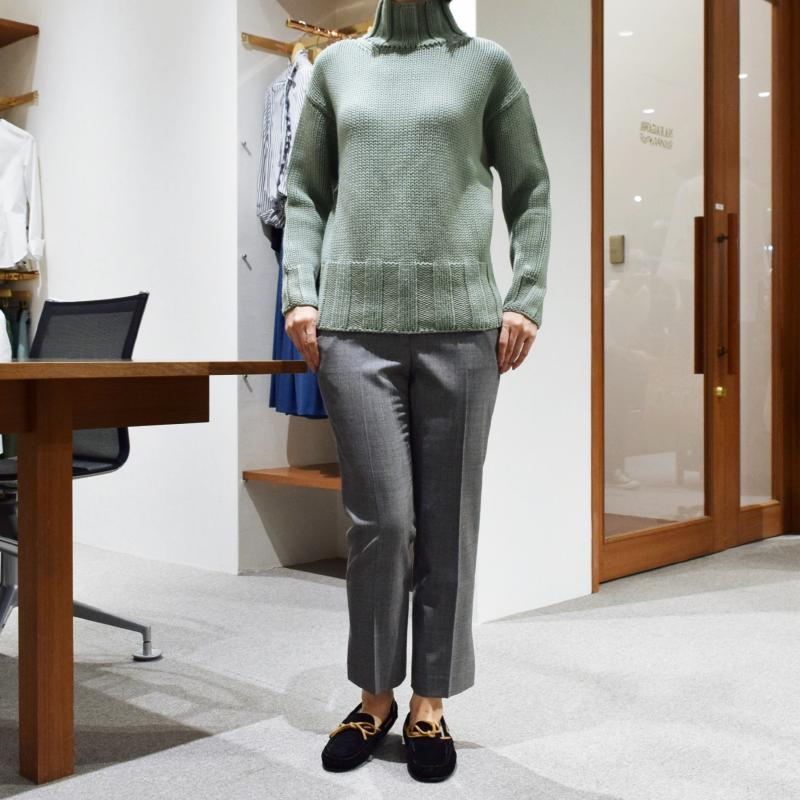 Incotex インコテックスレディース パンツ着用写真