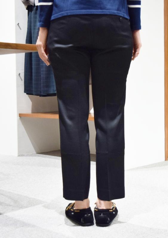 Incotex インコテックス レディース パンツ着用写真