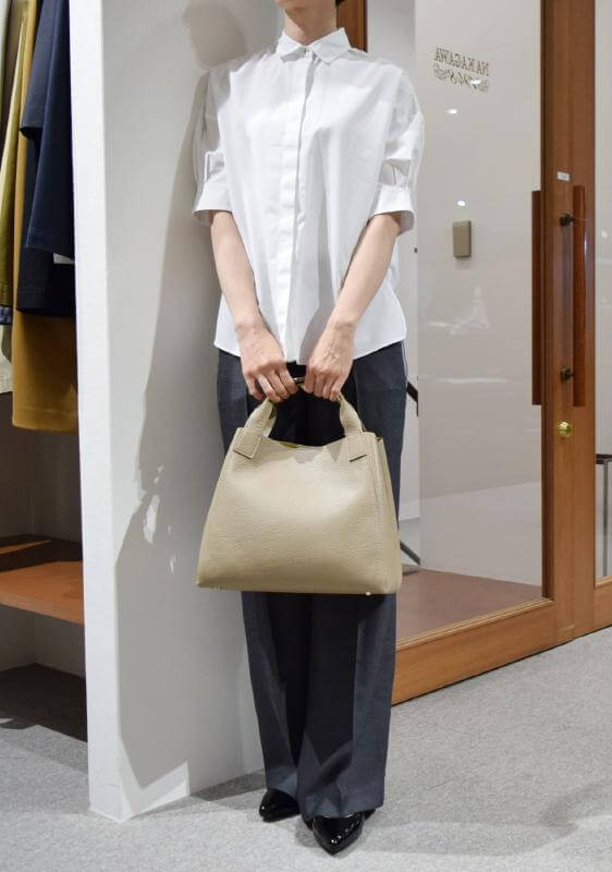 BARBA バルバ ブラウス着用写真