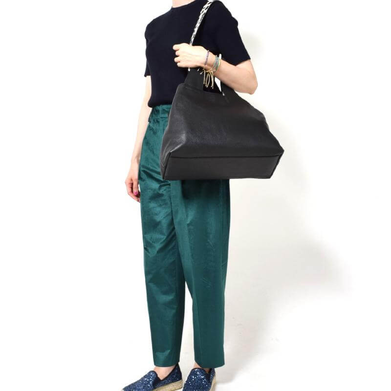 RIPANI リパーニ バッグ着用写真