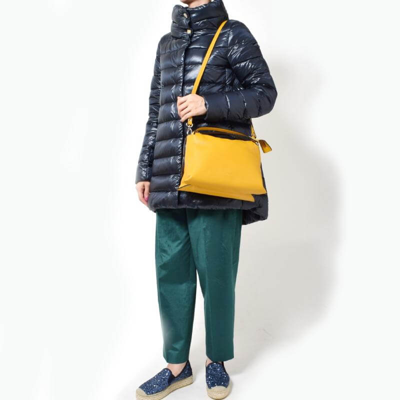 RIPANI リパーニ バッグ着用写真