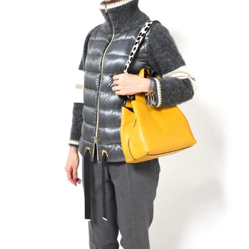 RIPANI リパーニ バッグ着用写真