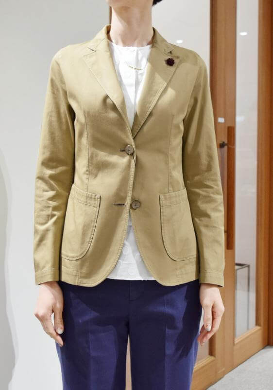 LARDINI ラルディーニ レディース ジャケット着用写真