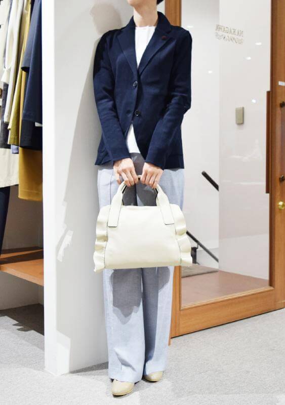 LARDINI ラルディーニ レディース ジャケット着用写真