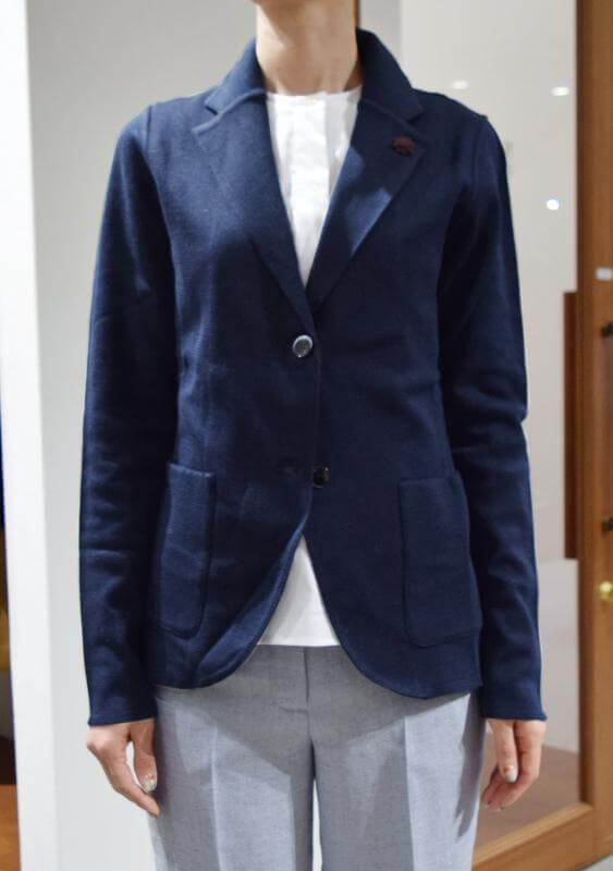 LARDINI ラルディーニ レディース ジャケット着用写真