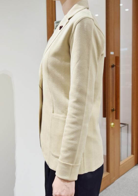 LARDINI ラルディーニ レディース ジャケット着用写真