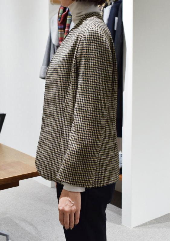 LARDINI ラルディーニ レディース ジャケット着用写真