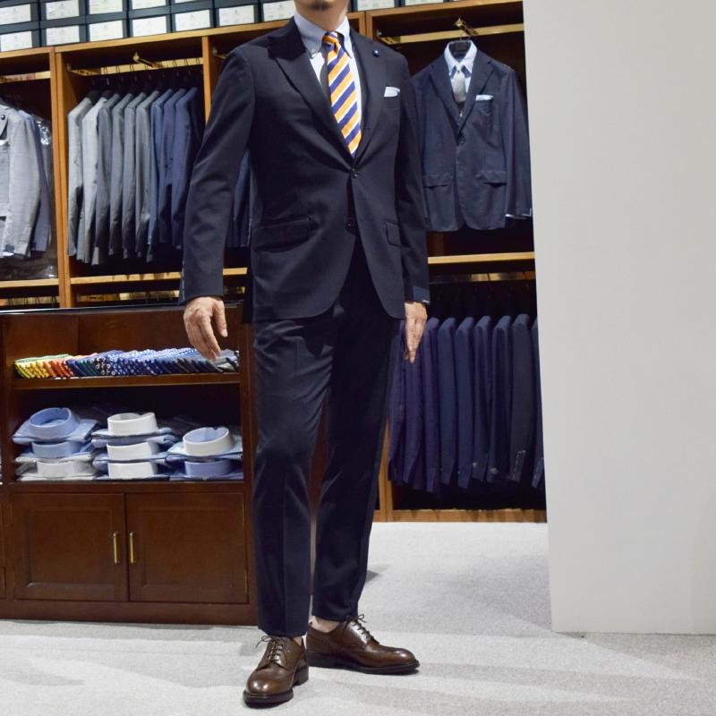 LARDINI ラルディーニ スーツ着用写真