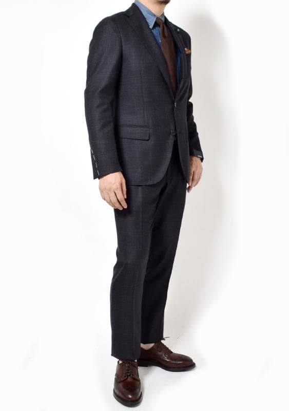 LARDINI ラルディーニ スーツ着用写真