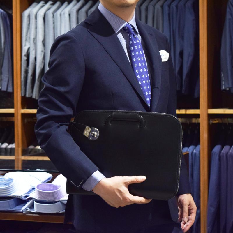SIMPSON LONDON シンプソン バッグ 手持ち写真