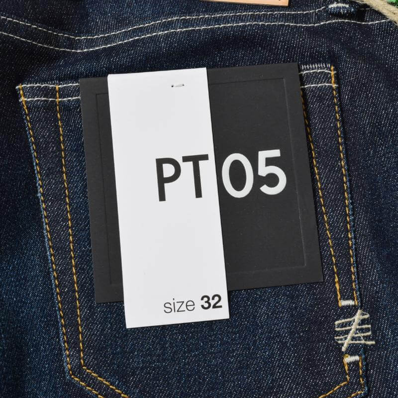 PT05<ピーティー・ゼロチンクエ>のデニムパンツ商品写真
