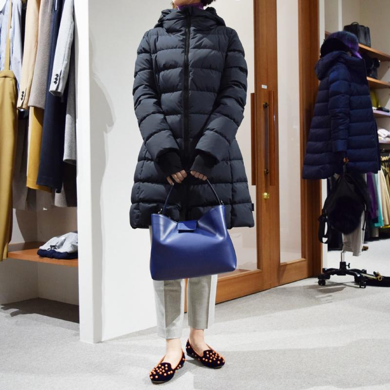 HERNO レディース コート着用写真