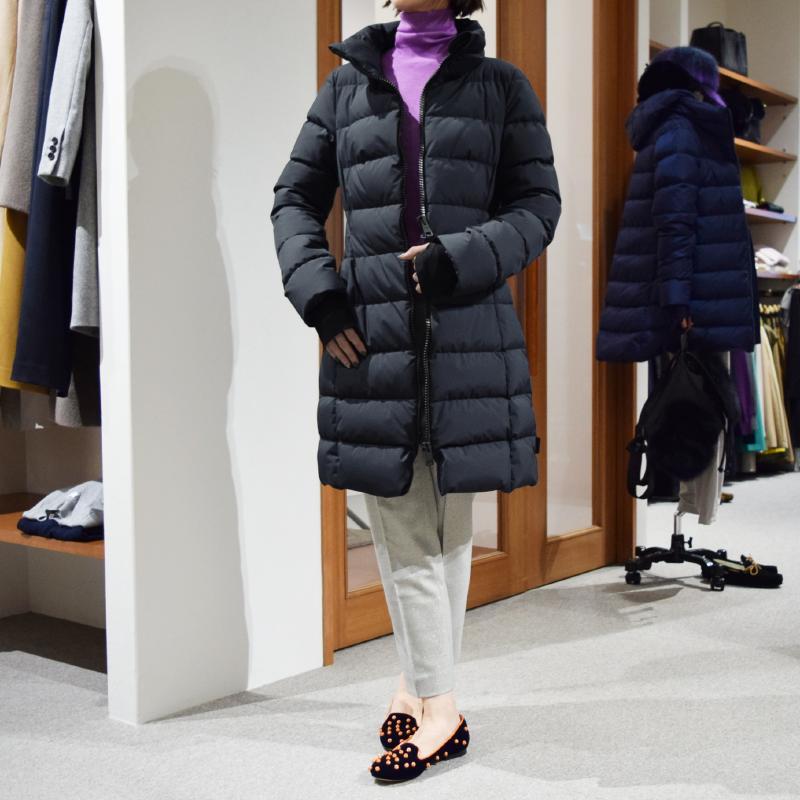 HERNO レディース コート着用写真