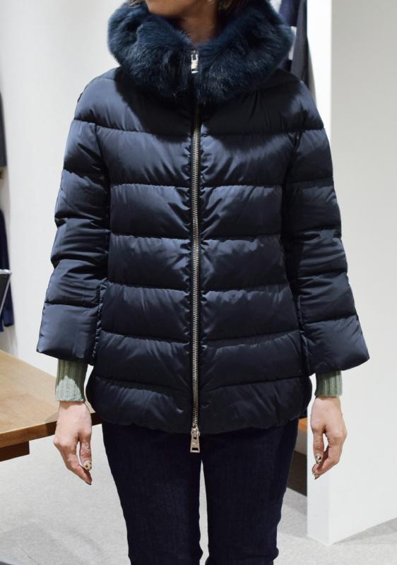 HERNO レディース コート着用写真