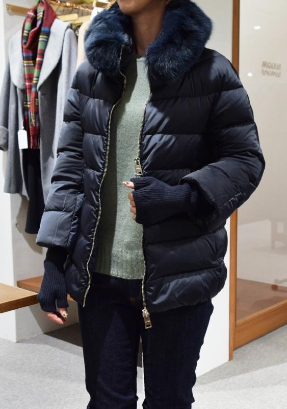 HERNO レディース ブルゾン着用写真