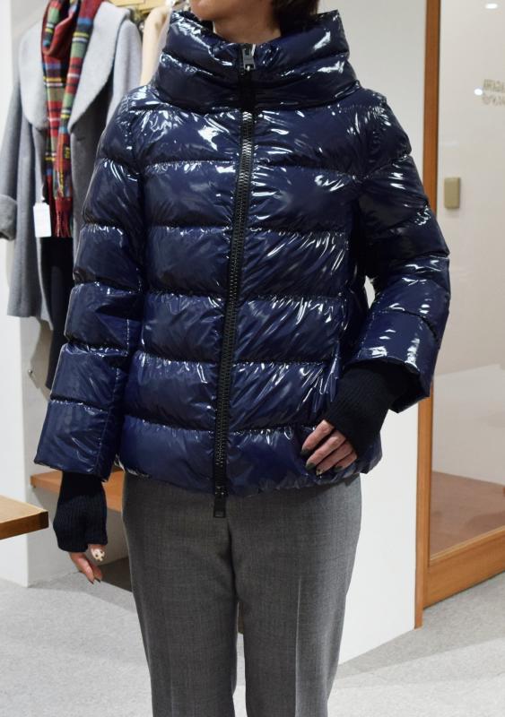 HERNO レディース ブルゾン着用写真