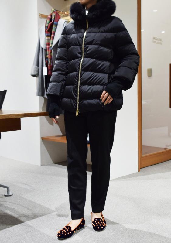 HERNO レディース ブルゾン着用写真