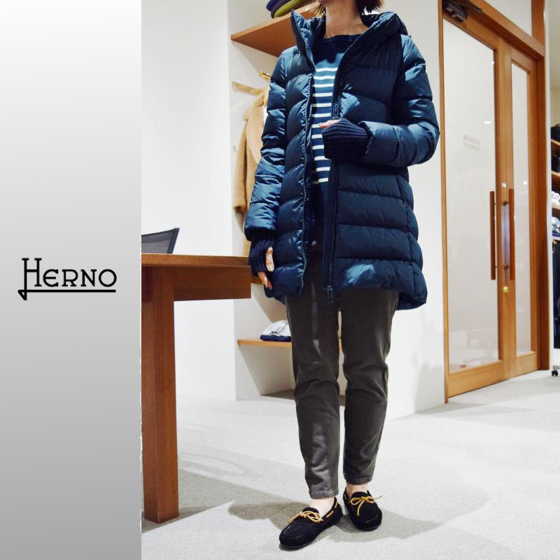 HERNO レディース コート着用写真