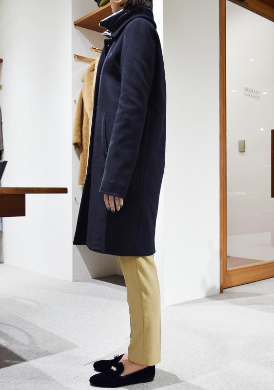 HERNO レディース コート着用写真