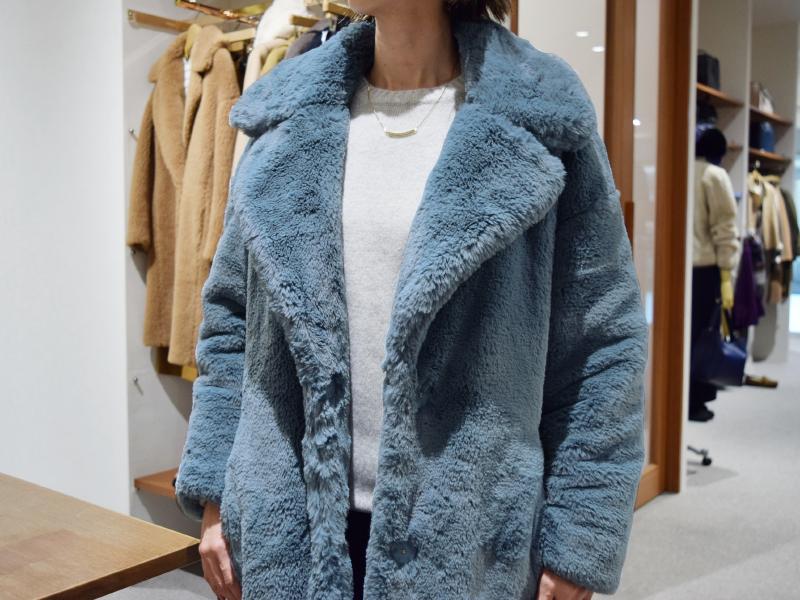 HERNO レディース コート着用写真
