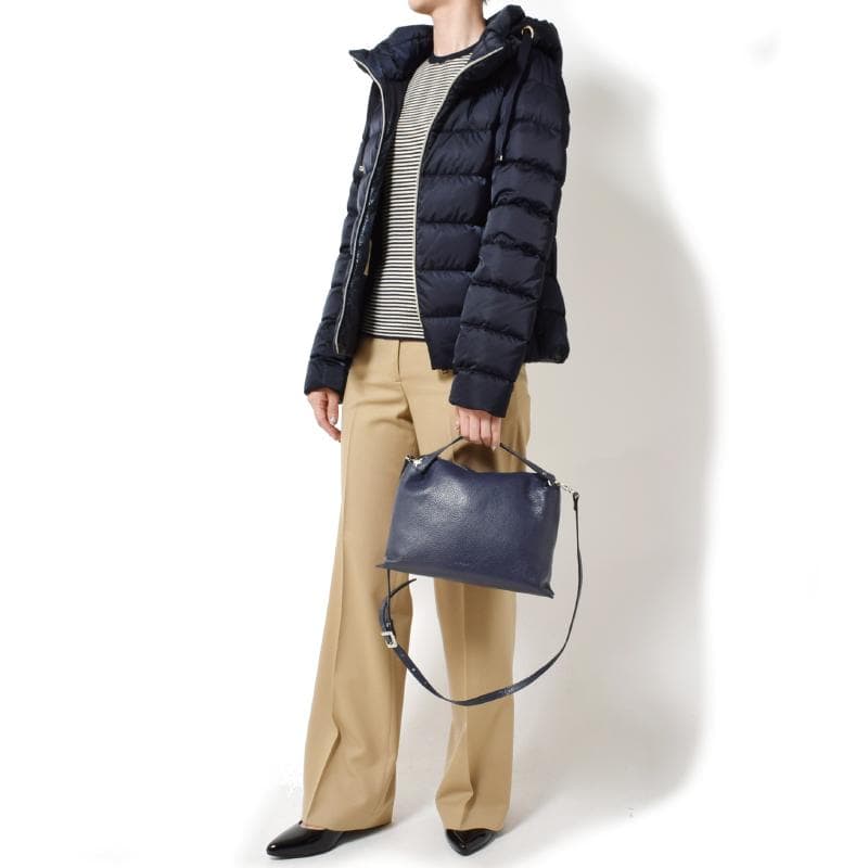 HERNO<へルノ> レディース コート着用写真