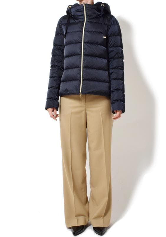 HERNO レディース コート着用写真