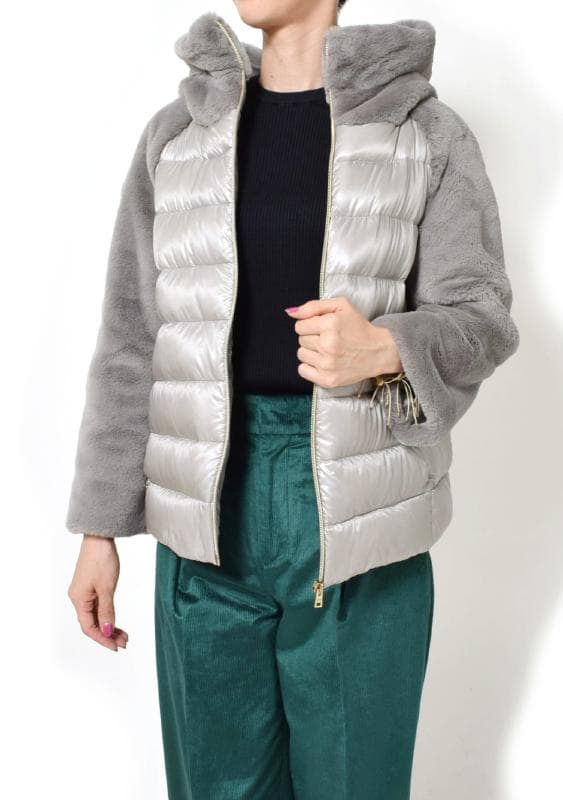HERNO<へルノ> レディース コート着用写真