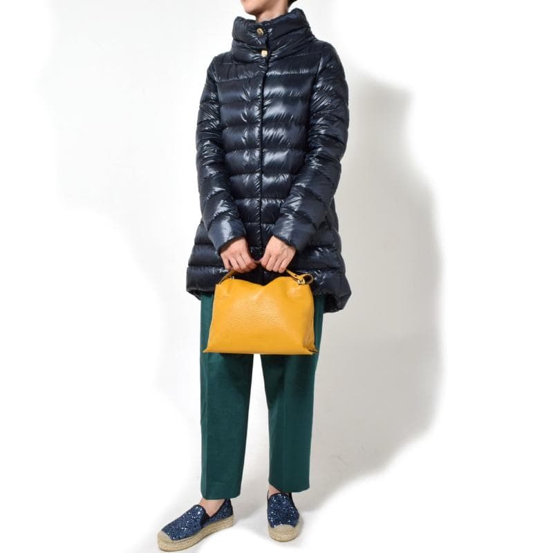 HERNO<へルノ> レディース コート着用写真