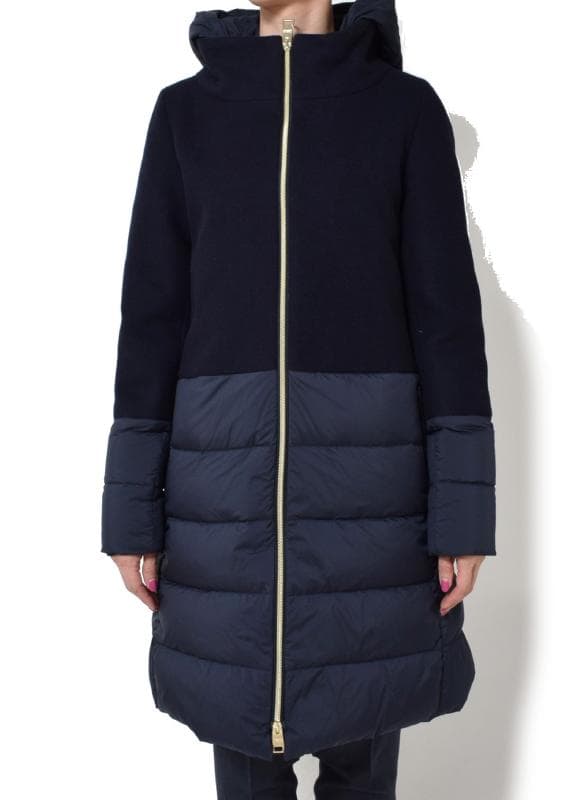 HERNO<へルノ> レディース コート着用写真