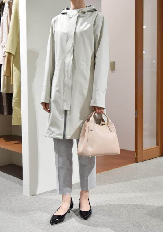HERNO<へルノ> レディース コート着用写真