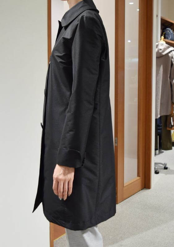 HERNO レディース コート着用写真