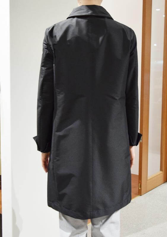 HERNO レディース コート着用写真