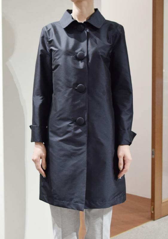 HERNO レディース コート着用写真