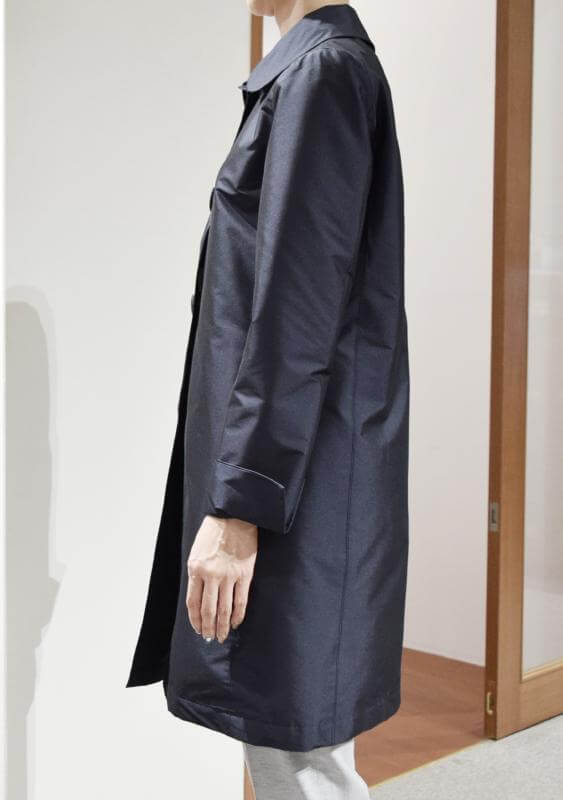 HERNO レディース コート着用写真