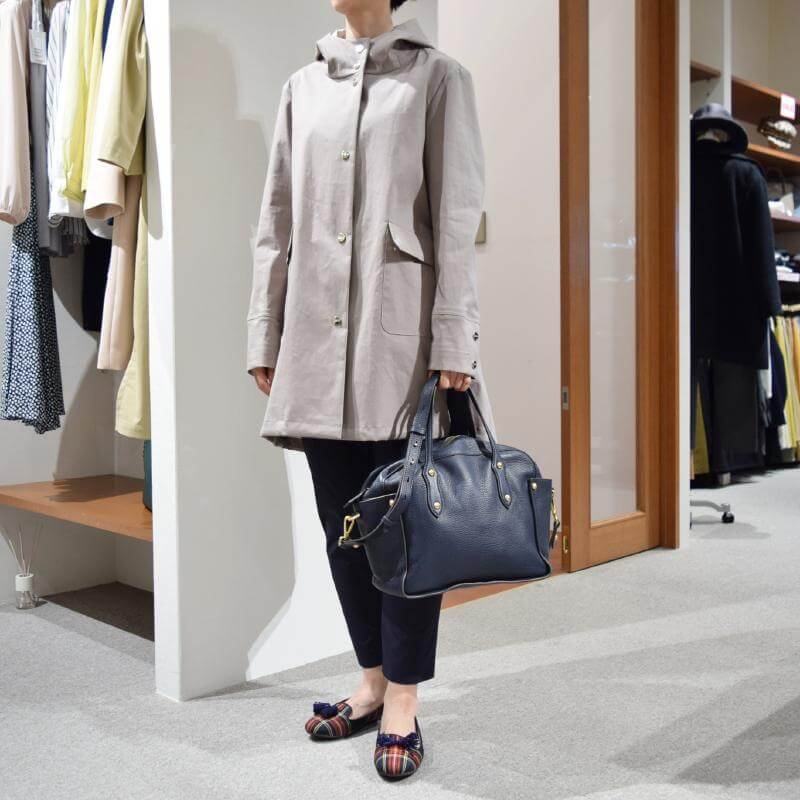 HERNO レディース コート着用写真