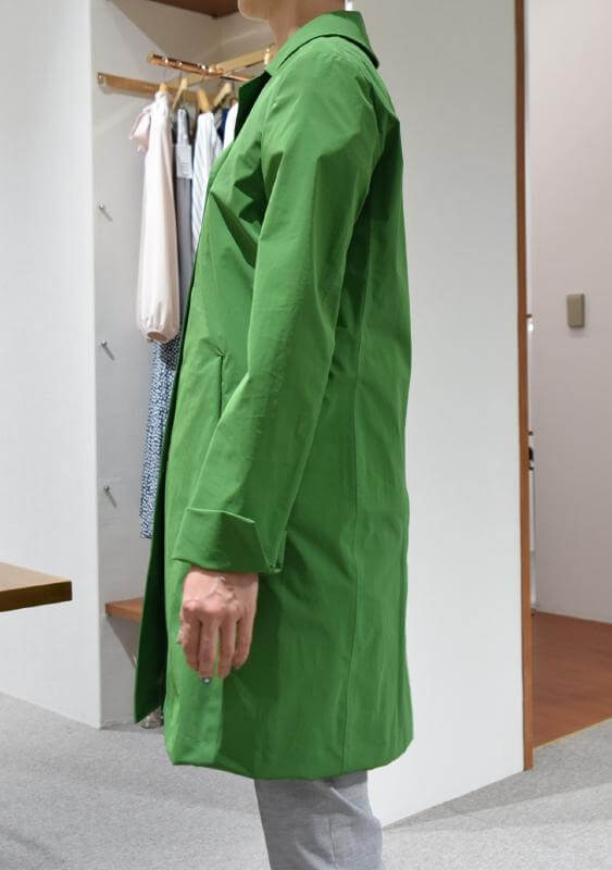 HERNO レディース コート着用写真