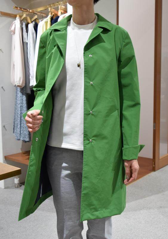 HERNO レディース コート着用写真