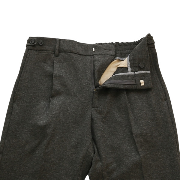  BRAND
