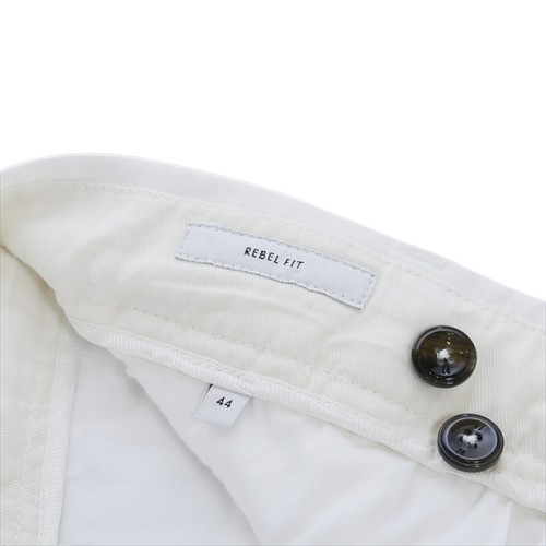 PT TORINO REBEL FIT 46 ホワイト チノ 白 PT TORINO REBEL FIT 46 ホワイト チノ 白 PT TORINO DENIM